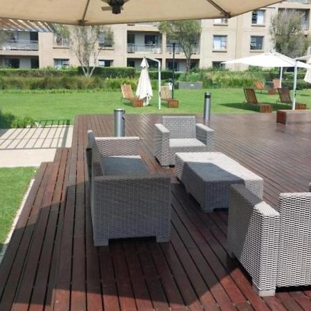 Emabheleni Executive Suites Westpoint Johannesburgo Exterior foto